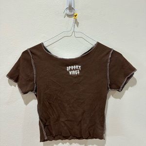 Small brown cropped tshirt halloween spooky vibes thrifted